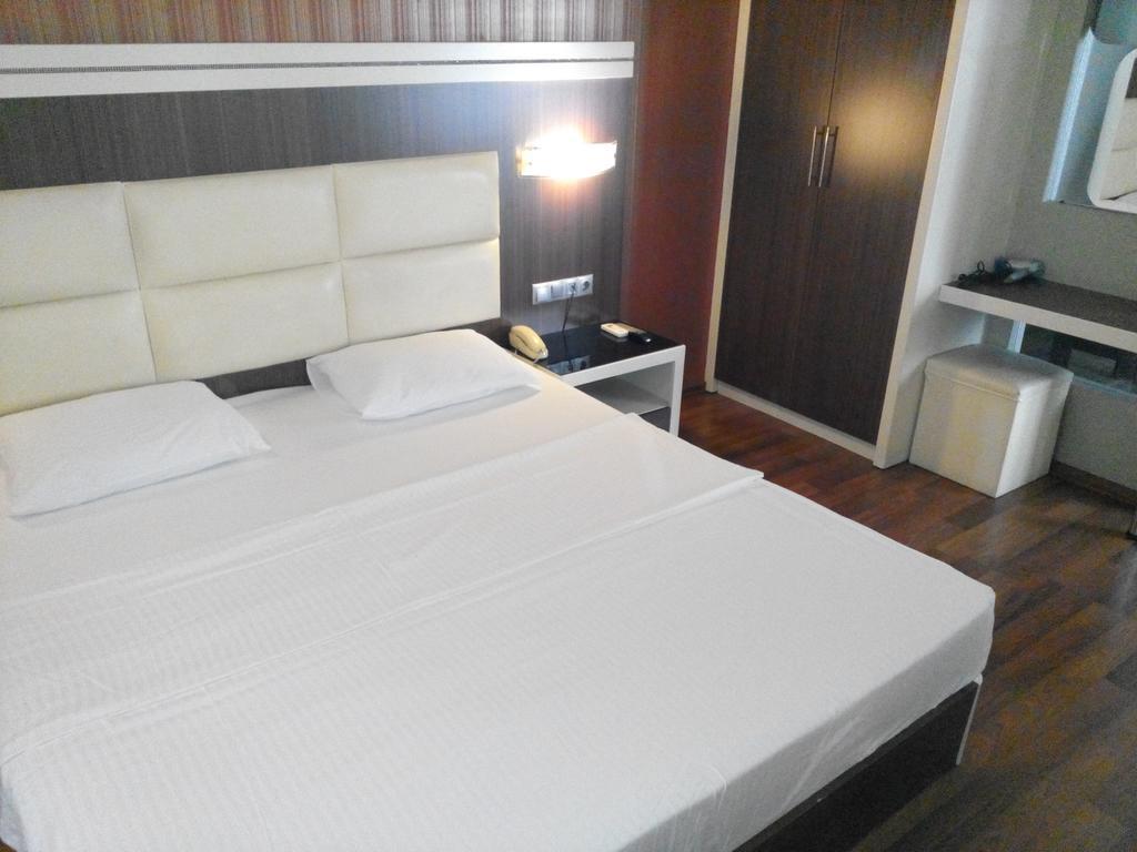 Sari Konak Apart Hotel Adana Zewnętrze zdjęcie
